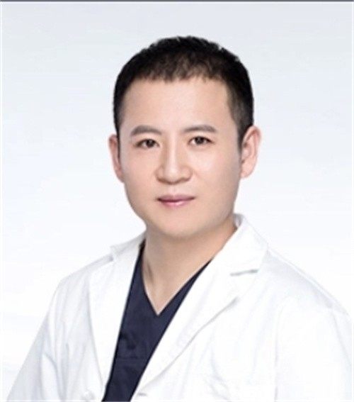 李勇