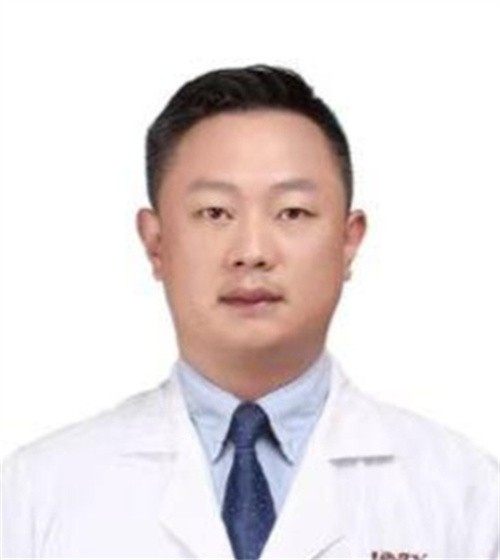李明